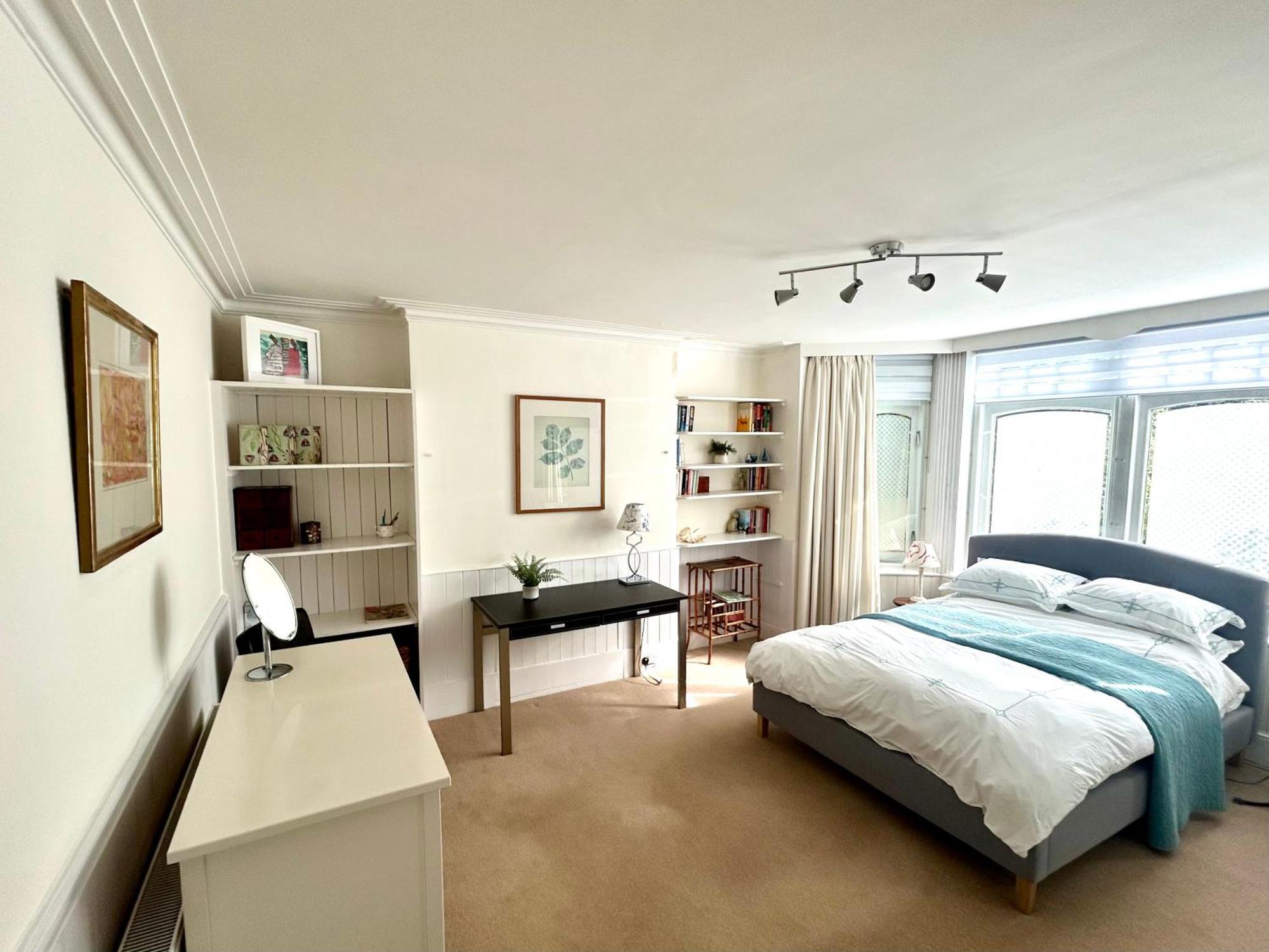 Spacious Comfortable Flat With Free Parking In East Finchley, Muswell Hill & Close To Alexandra Palace London Eksteriør billede