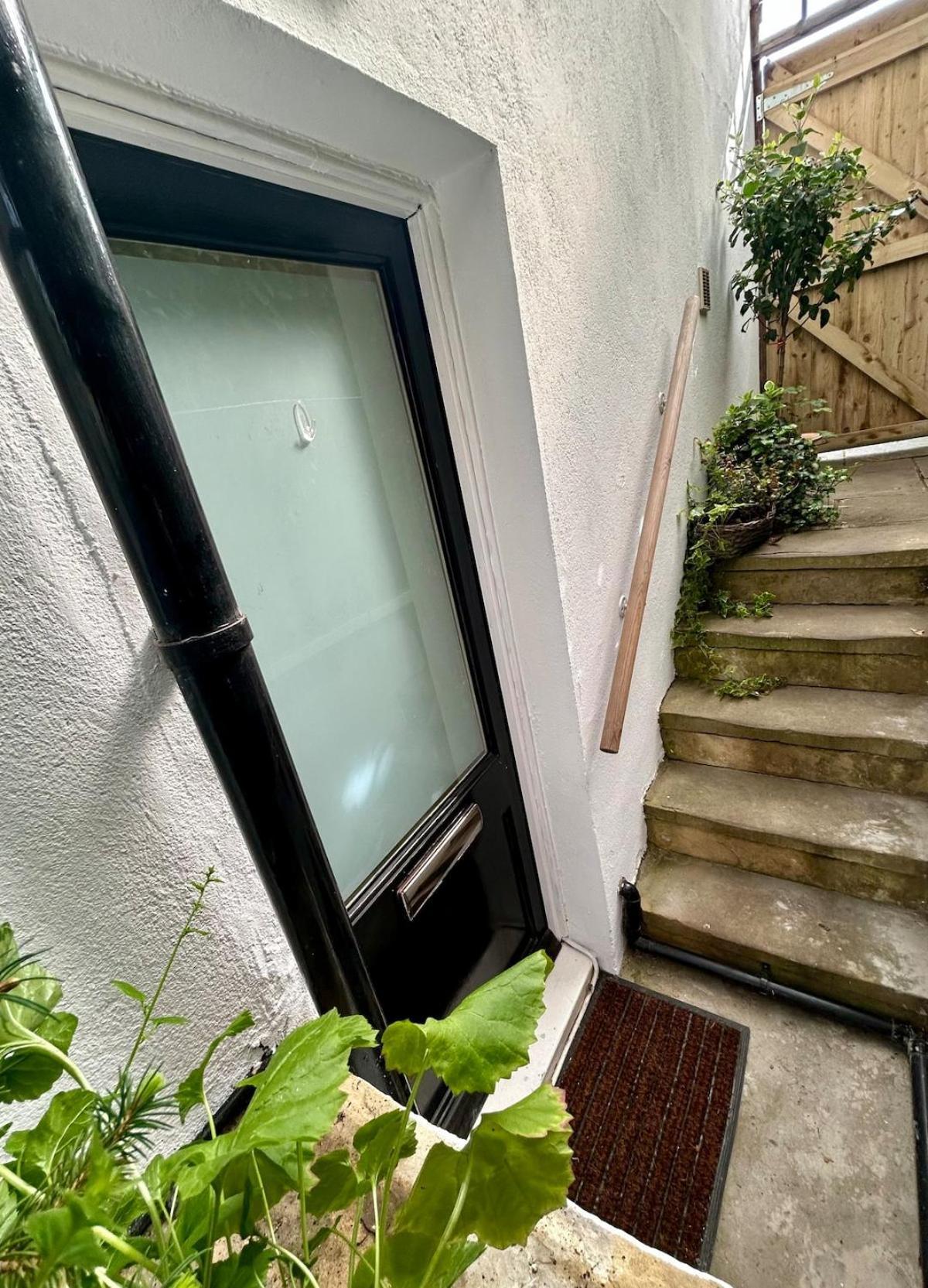 Spacious Comfortable Flat With Free Parking In East Finchley, Muswell Hill & Close To Alexandra Palace London Eksteriør billede