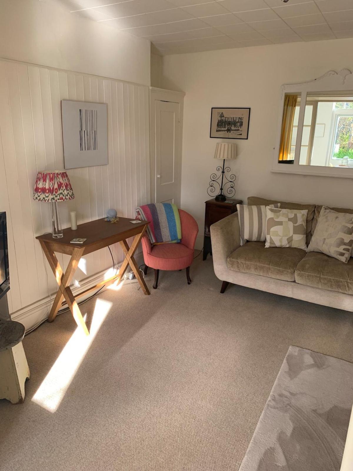 Spacious Comfortable Flat With Free Parking In East Finchley, Muswell Hill & Close To Alexandra Palace London Eksteriør billede