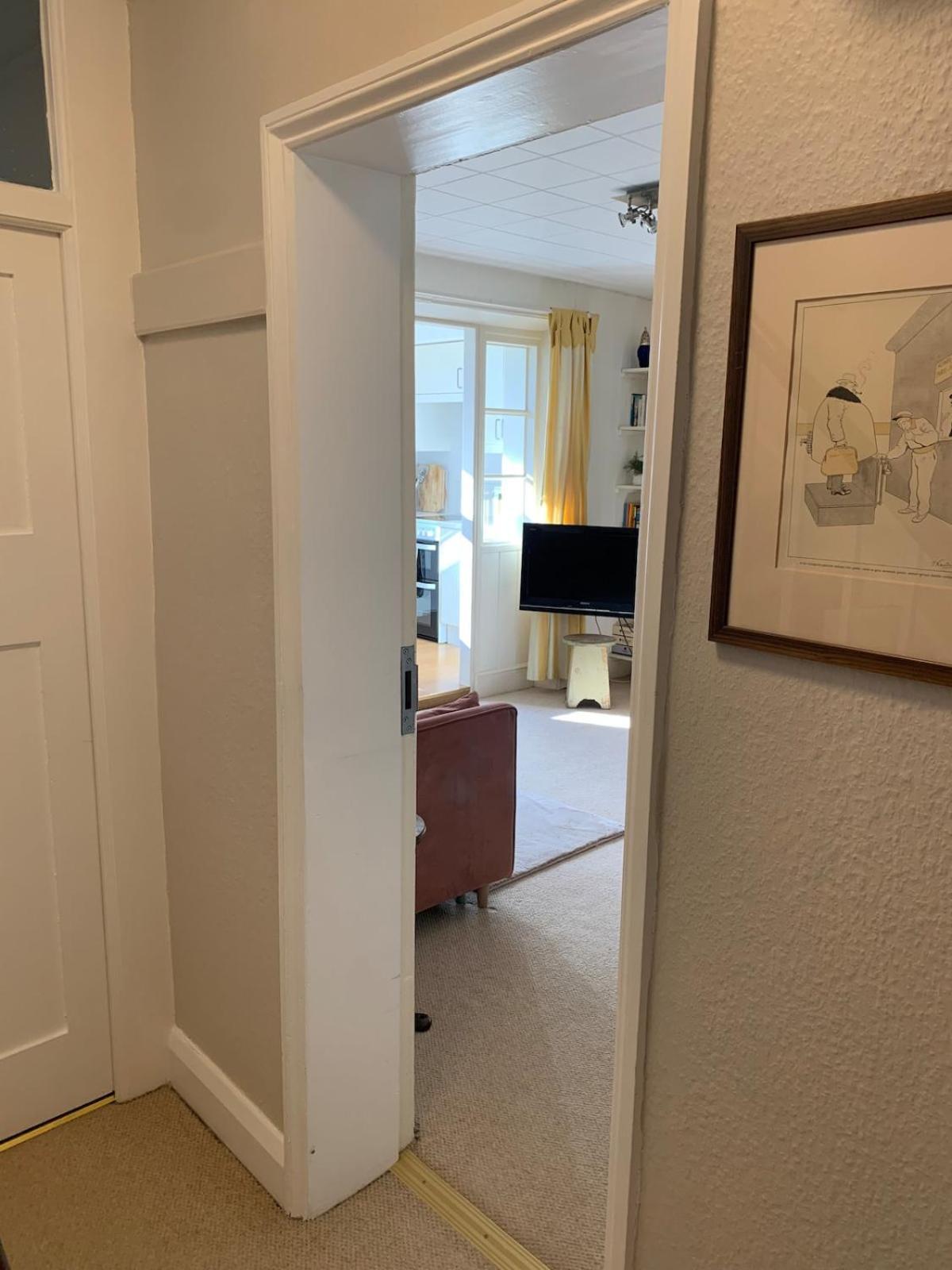 Spacious Comfortable Flat With Free Parking In East Finchley, Muswell Hill & Close To Alexandra Palace London Eksteriør billede