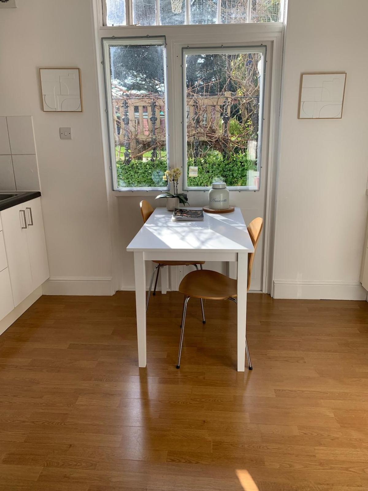 Spacious Comfortable Flat With Free Parking In East Finchley, Muswell Hill & Close To Alexandra Palace London Eksteriør billede